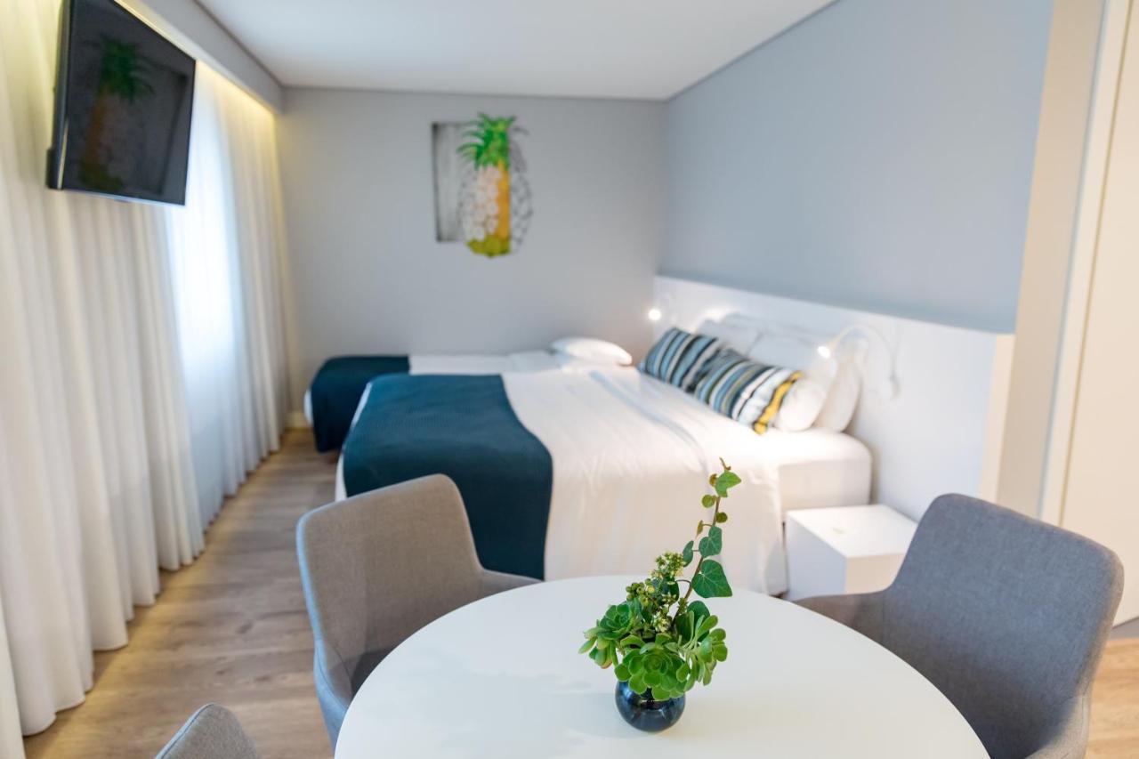 Ilha Hostel & Suites 蓬塔德尔加达 外观 照片