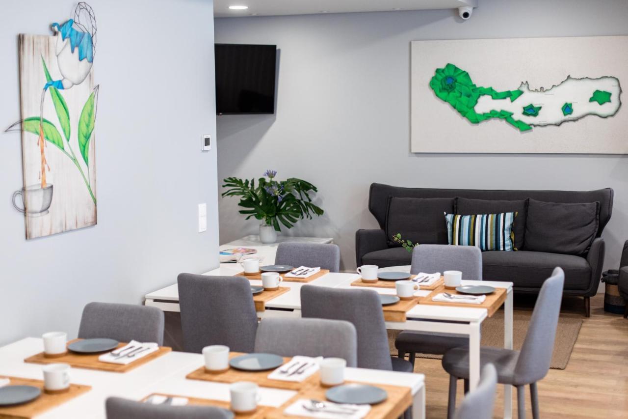 Ilha Hostel & Suites 蓬塔德尔加达 外观 照片