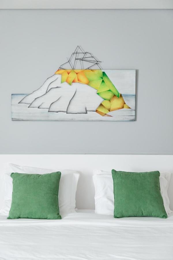 Ilha Hostel & Suites 蓬塔德尔加达 外观 照片