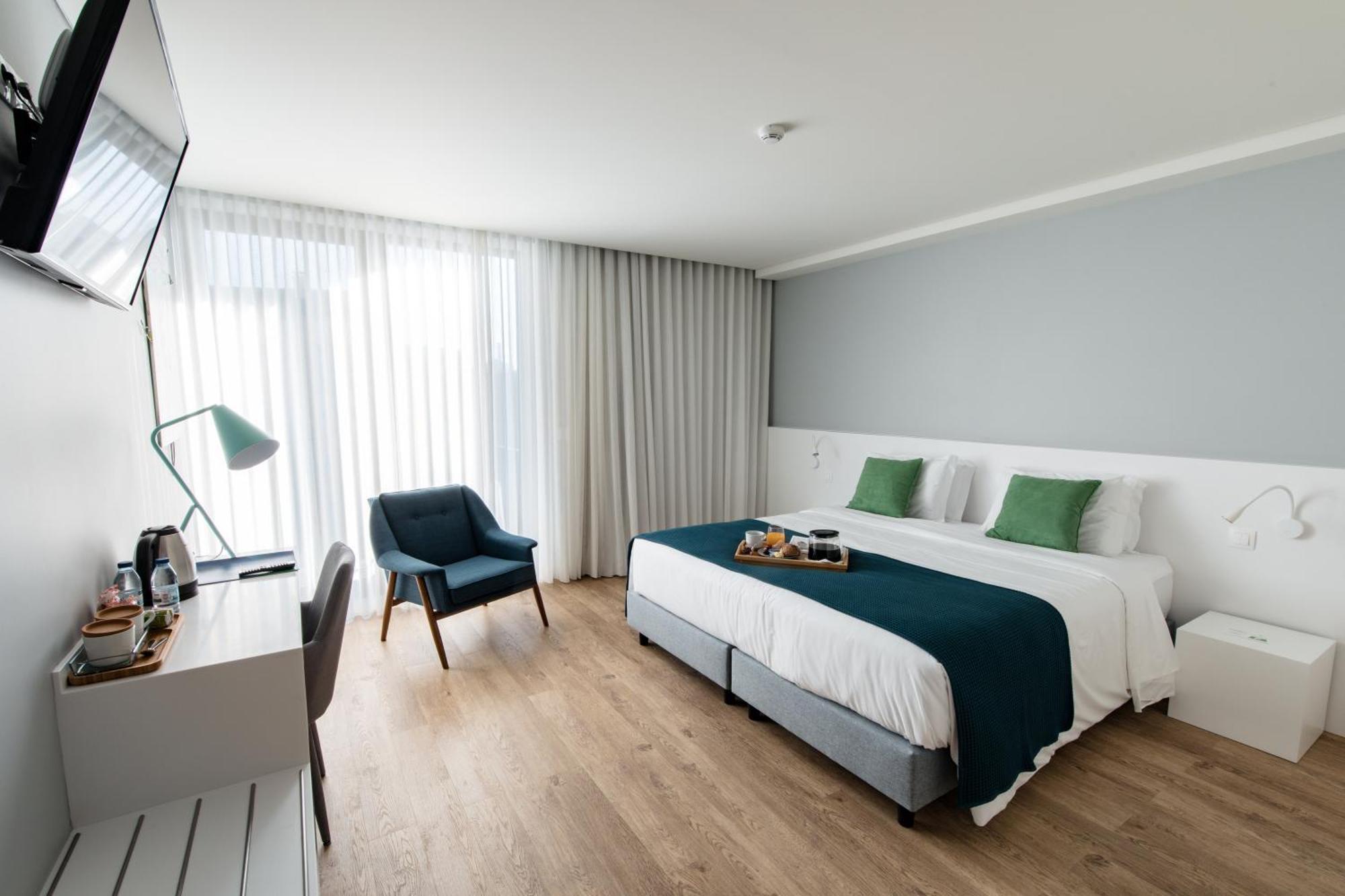 Ilha Hostel & Suites 蓬塔德尔加达 外观 照片